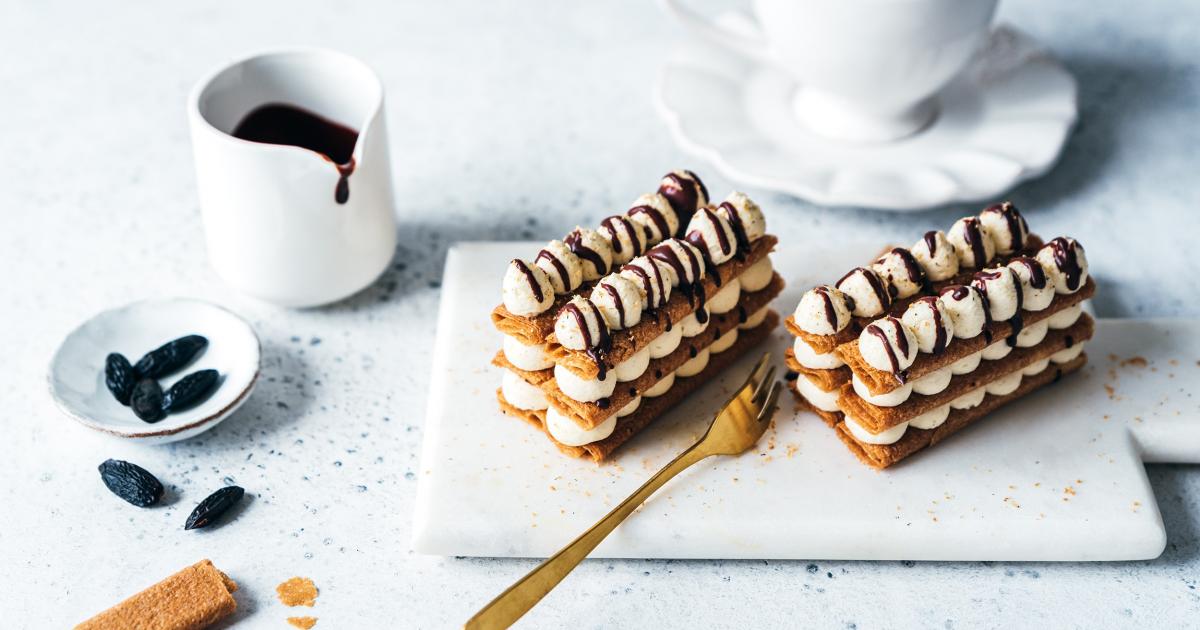 Recette de Mille-feuille de crêpes dentelles par Académie Du Goût -  Académie du Goût