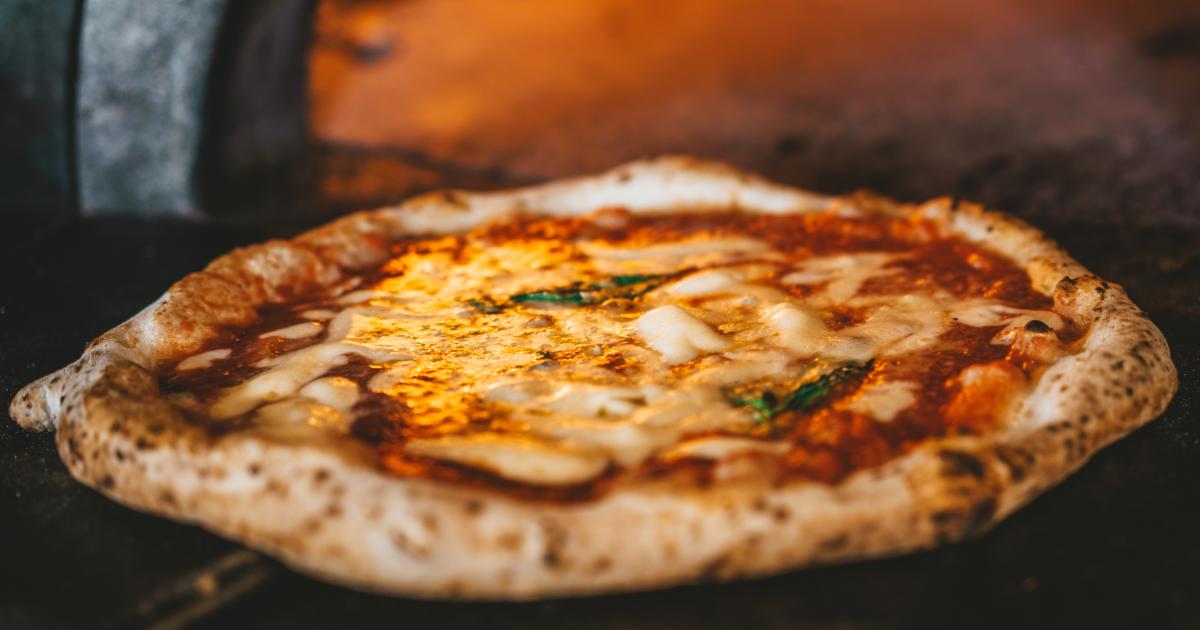 Comment préparer une pizza napolitaine ? En voici la recette