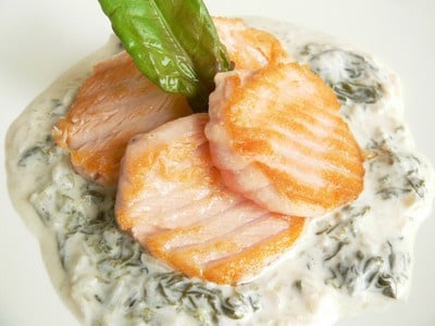 Recette - Saumon à l'oseille façon Troisgros (Roanne) en vidéo - 750g.com
