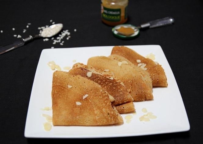 Recette Crepes Sans Gluten Et Sans Lactose Au Lait D Amande Et Farine De Riz En Video