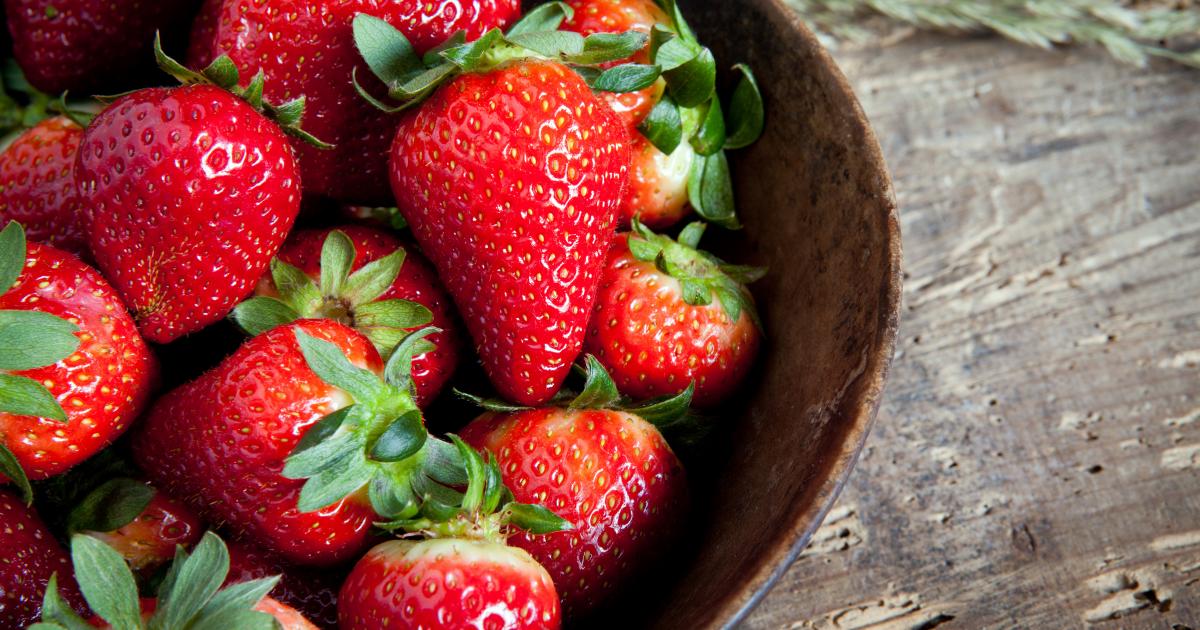 Vos fraises sont trop mûres ? Voici 5 idées pour les utiliser quand même
