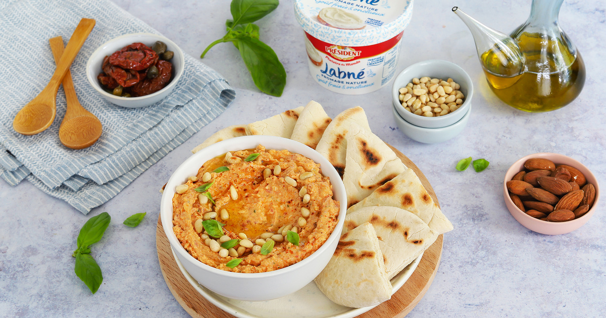 Recette Dip au Labné, tomates sechées, pignons de pin et basilic, façon