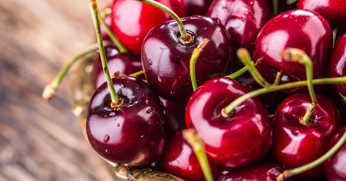 Cerises : pourquoi coûtent-elles aussi cher cette année ?