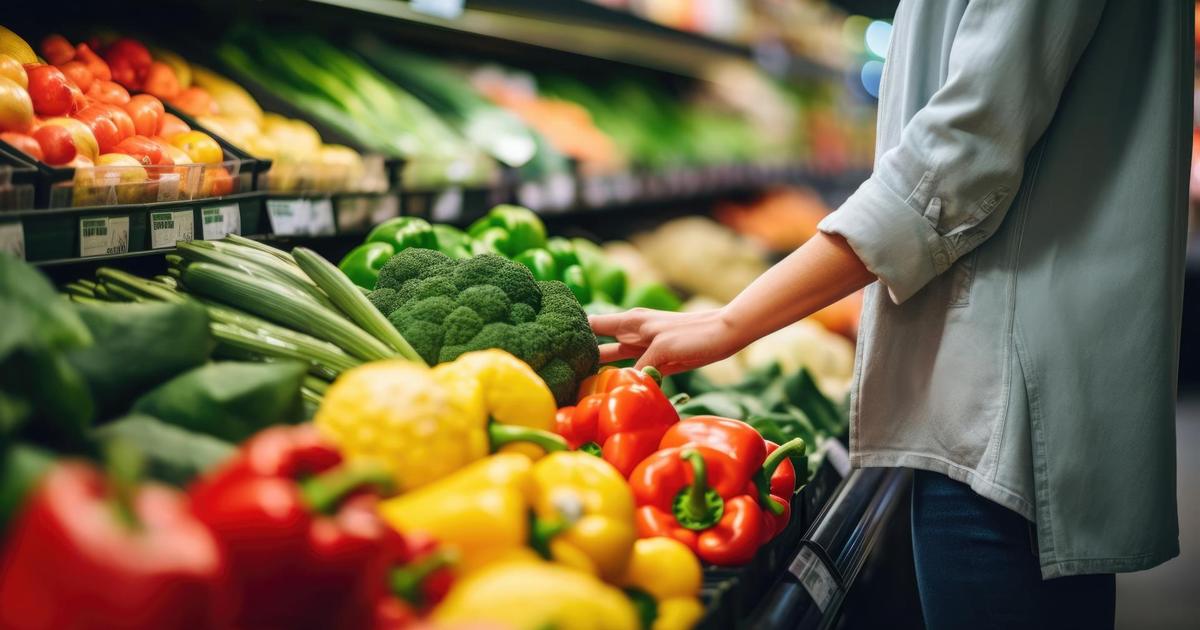 Passer ses fruits et légumes sous l’eau ne suffit pas pour éliminer les pesticides : ce toxicologue donne ses recommandations – 750g.com