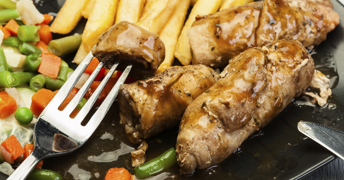 Recette Escalopes de porc roulées façon saltimbocca - 750g.com