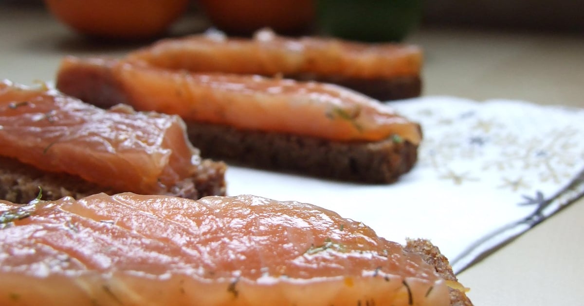 Quel Légume Avec Saumon Gravlax Saumon Gravlax Thermomix Entrée Cookomix Plat Parts4 Portions Facile 30 Recette Gravlax de saumon aux agrumes - 750g.com