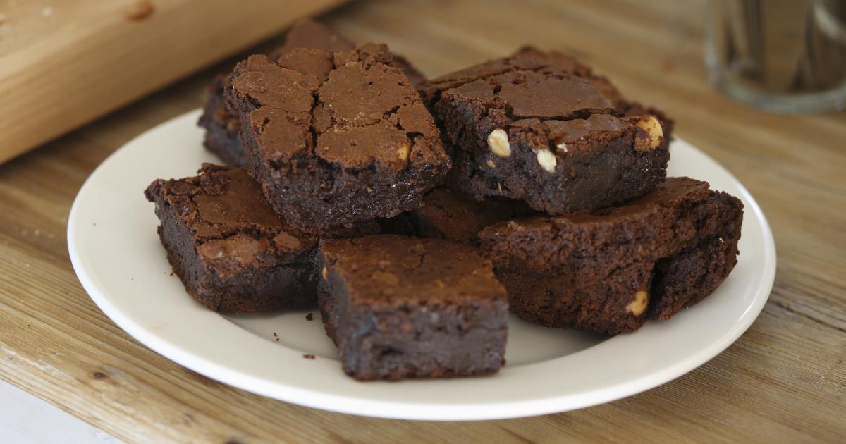 Recette - Brownies inratables aux noix concassées en vidéo