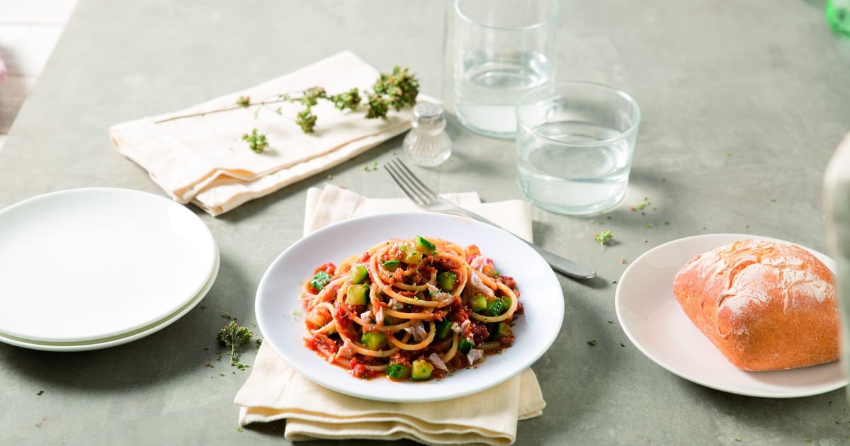 Recette Spaghetti sans gluten à la sauce basilico, thon et courgettes