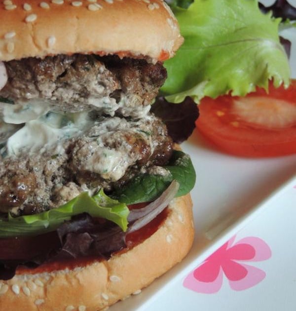 Recette Burger surprise - 750g.com
