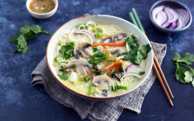“Très bon et facile à réaliser” : parfaite pour l'hiver, testez cette recette de soupe thaï validée par les lecteurs de 750g !