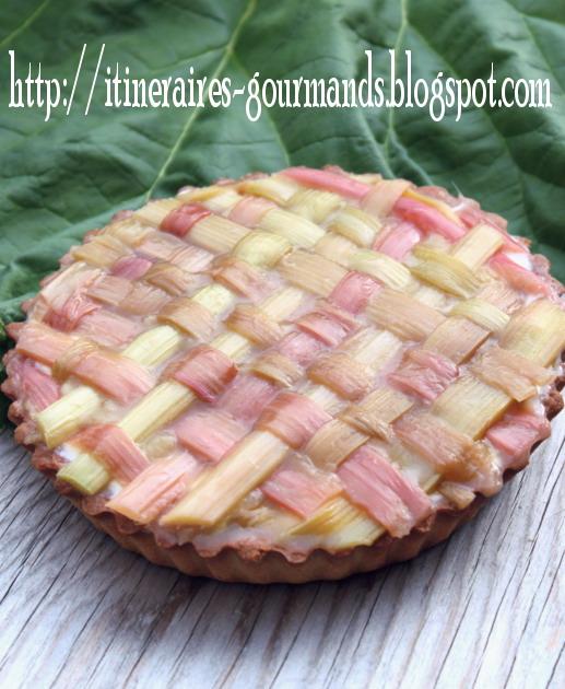 Recette Tarte à La Rhubarbe, Yaourt Et Chocolat Blanc - 750g.com