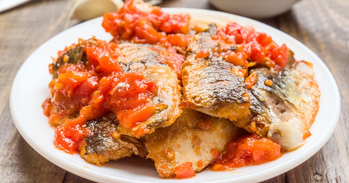 Recette - Sardines fraîches à la tomate en vidéo - 750g.com