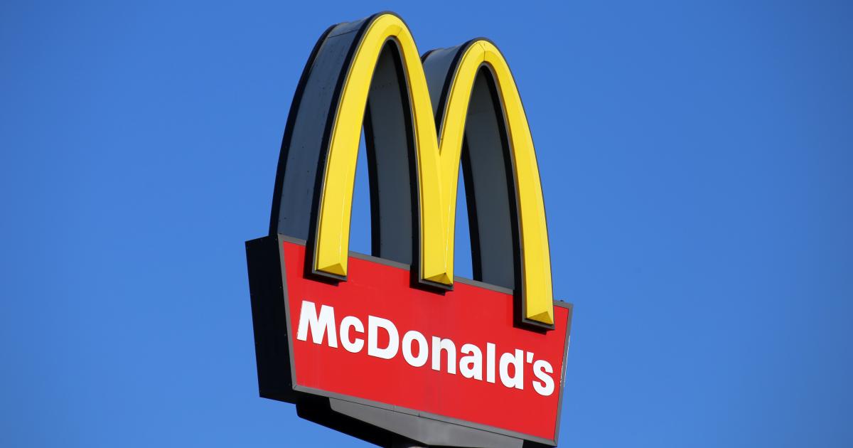 mcdonalds logo tik tok