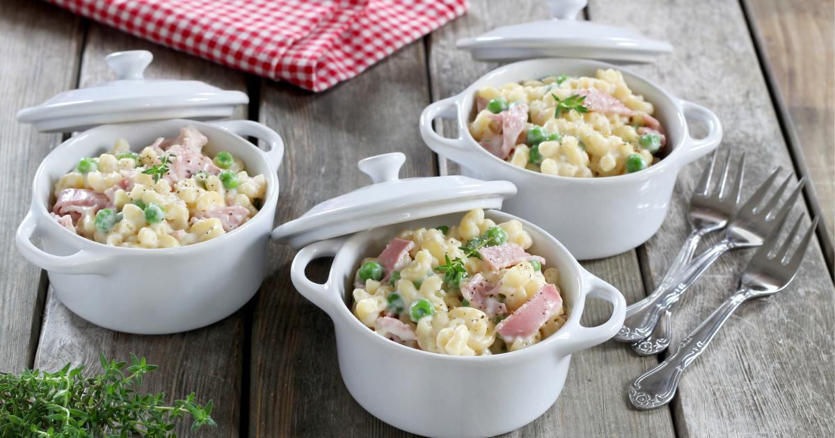 Recette de Coquilleto, petits pois et jambon - Cuisine rapide