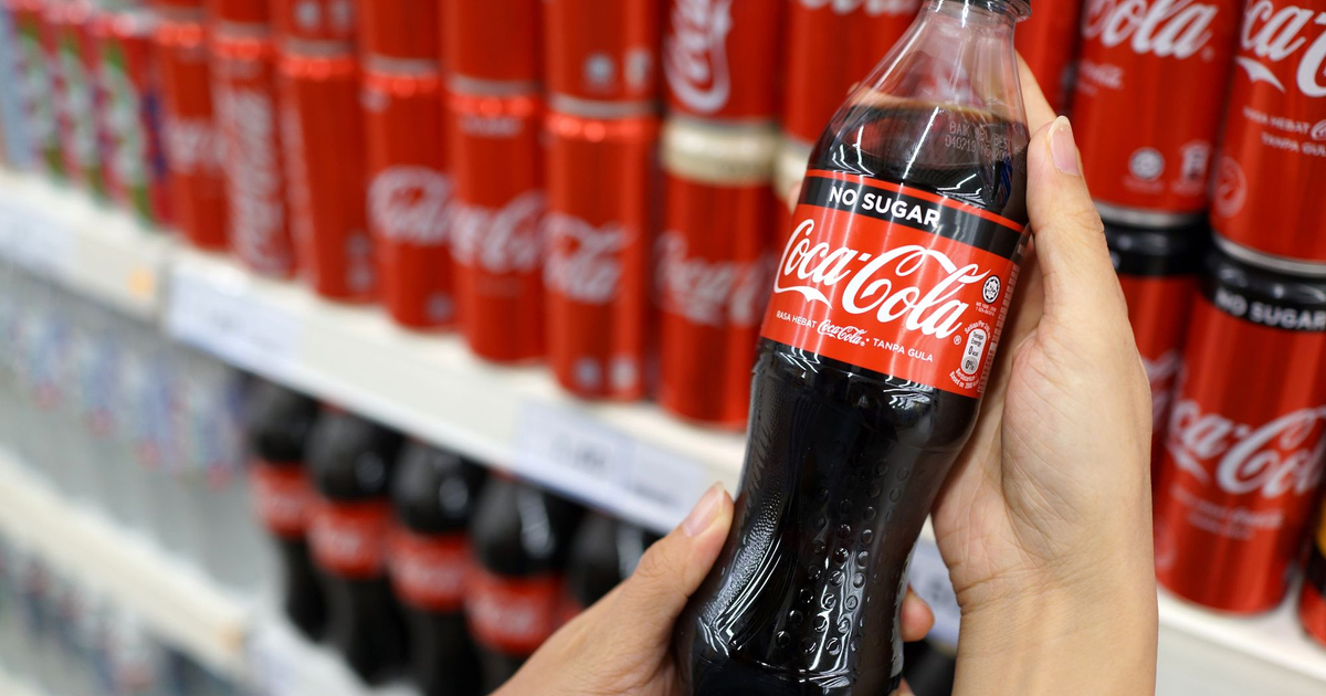 Galanz bottlers. Кока кола. Coca cola холдинг. Кока кола бизнес. Кока кола бизнес.