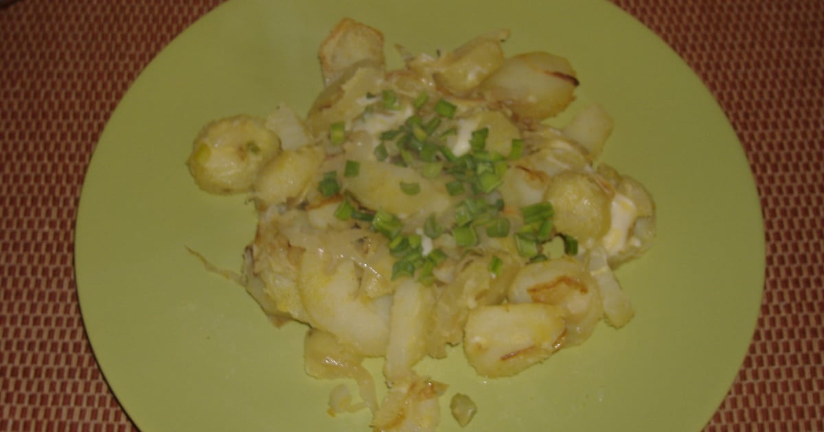 Recette Pommes de terre aux oignons - 750g.com