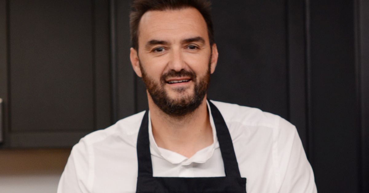 Cyril Lignac partage sa recette gourmande de la poire BelleHélène