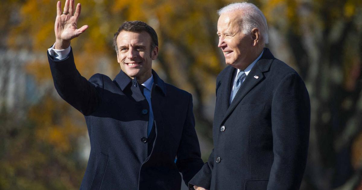 Homard, caviar... le repas indécent d'Emmanuel Macron & Joe Biden !