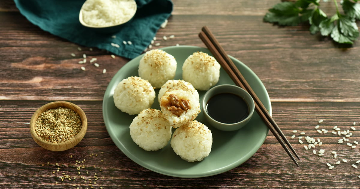 Recette Boulettes de riz japonaises au poulet et sésame - 750g.com
