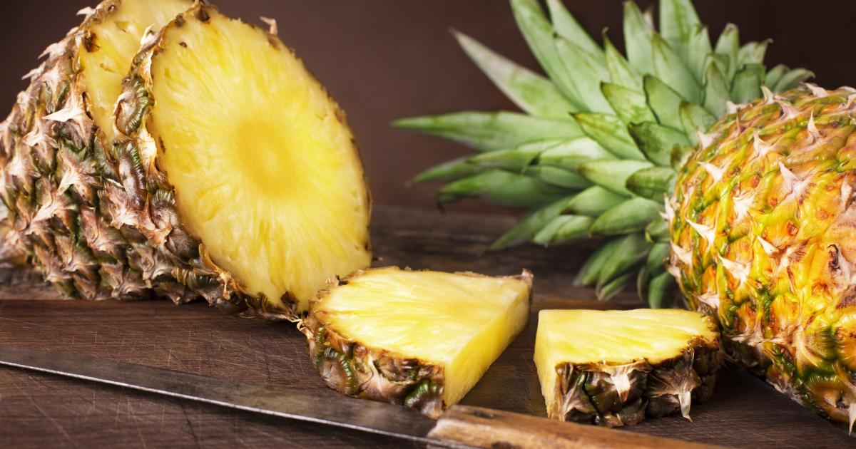 Technique de cuisine : peler un ananas a vif 