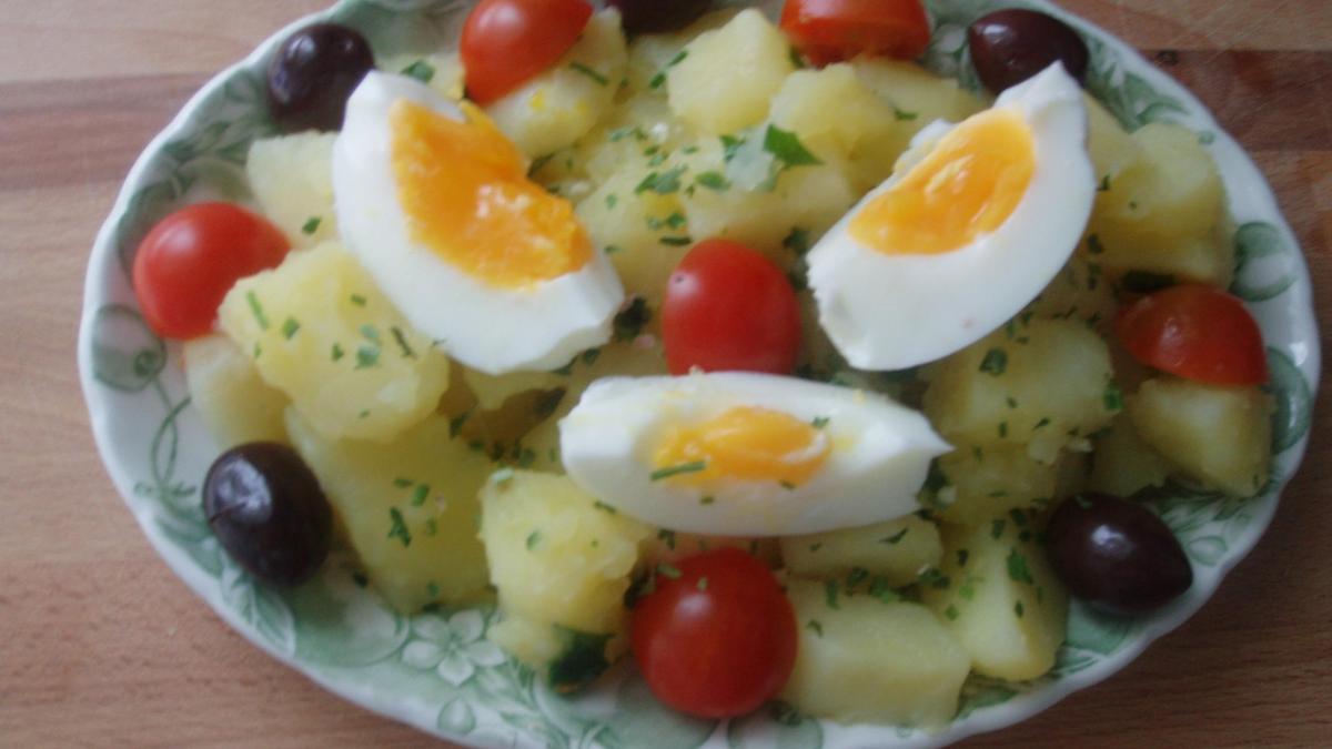 Salade de pommes de terre, simple et économique