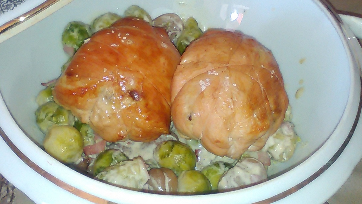 Quel Légumes Avec Des Paupiettes De Dinde Recette - Paupiettes de dinde farcies pour Noël en vidéo - 750g.com