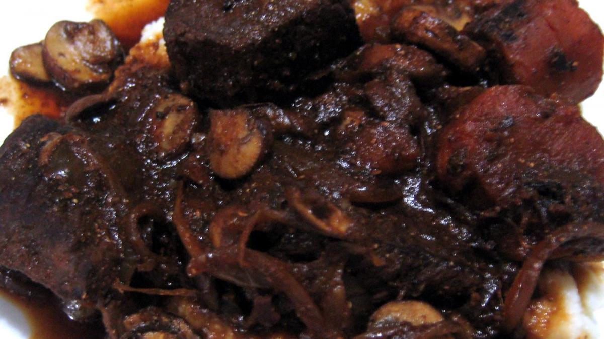 Recette - Bourguignon au chocolat en vidéo - 750g.com