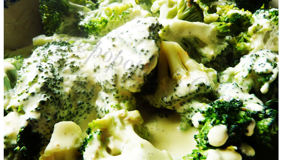 Gratin Brocolis Pomme De Terre Thermomix Recette - Gratin de pommes de terres, brocolis au roquefort papillon en  vidéo - 750g.com