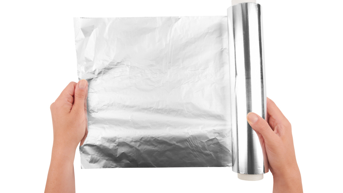 Vous utilisez certainement trs mal votre papier aluminium - 750g.com Vous utilisez certainement trs mal votre papier aluminium - 750g.com