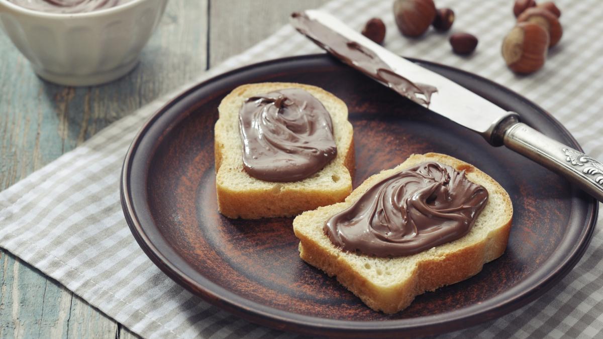 Recette - Pâte à tartiner au chocolat et noisettes en vidéo 