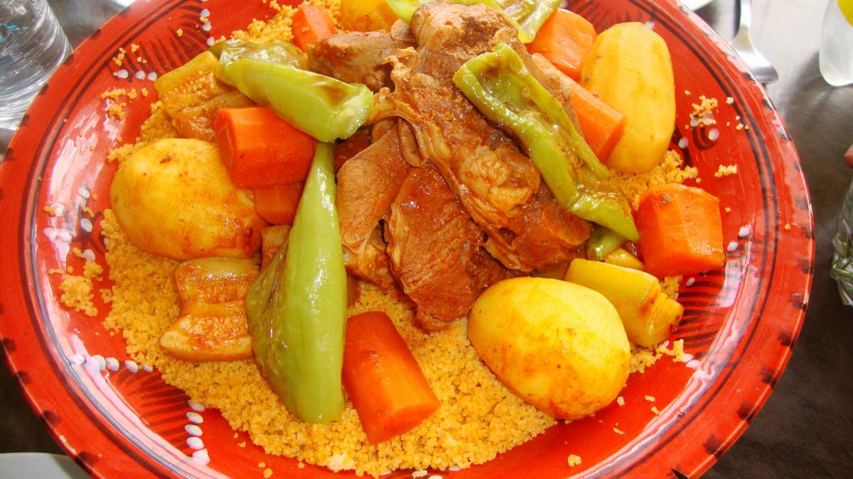 Tunisie : le couscous, un plat millénaire très prisé dans le