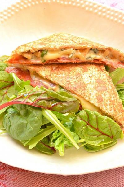 Croque-monsieur Fourme d'Ambert, chorizo et quelques noix...-image