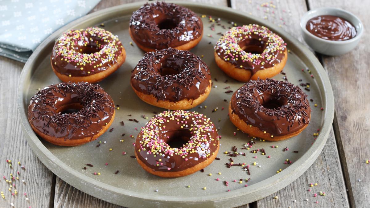 Recette - Donuts express sans pétrissage en vidéo 