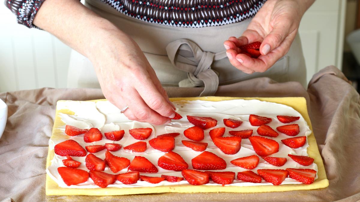 Gâteau roulé à la fraise - Recette adaptée Primevere