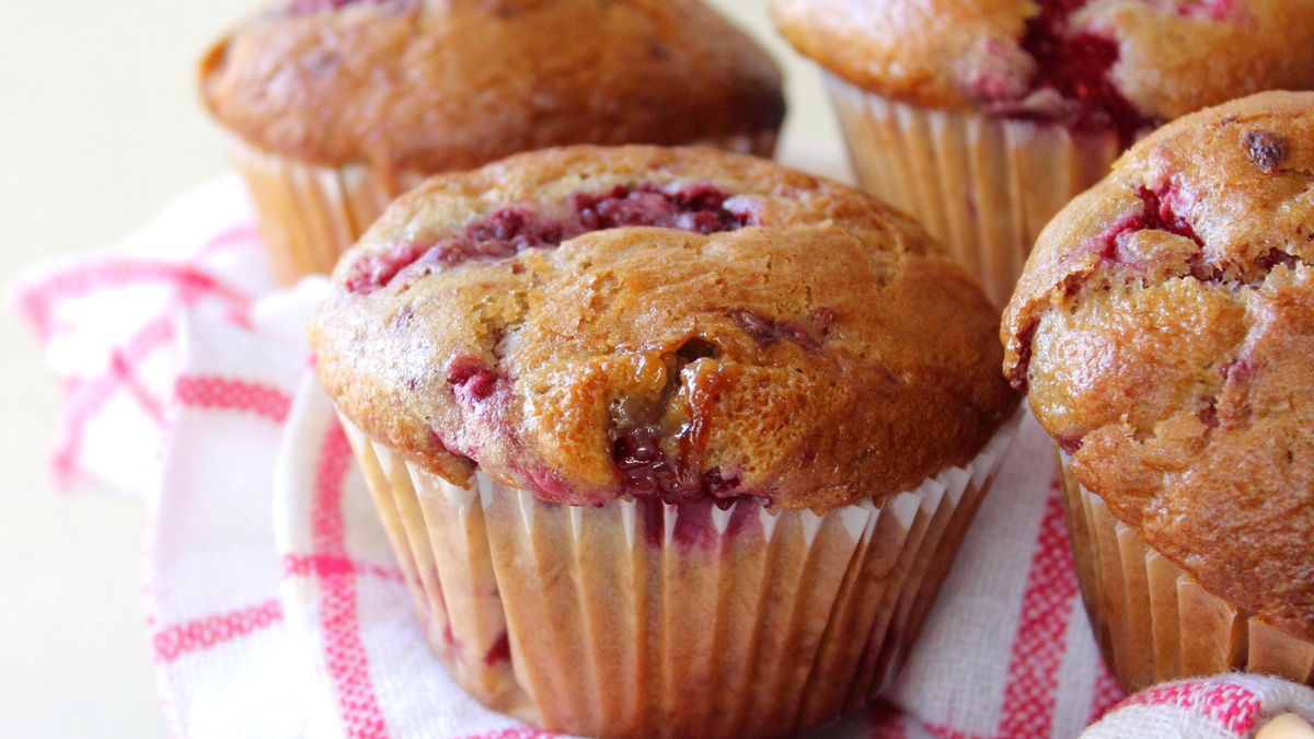 Recette Muffin Framboise Chocolat Blanc Thermomix Recette - Muffins framboises et chocolat blanc en vidéo - 750g.com