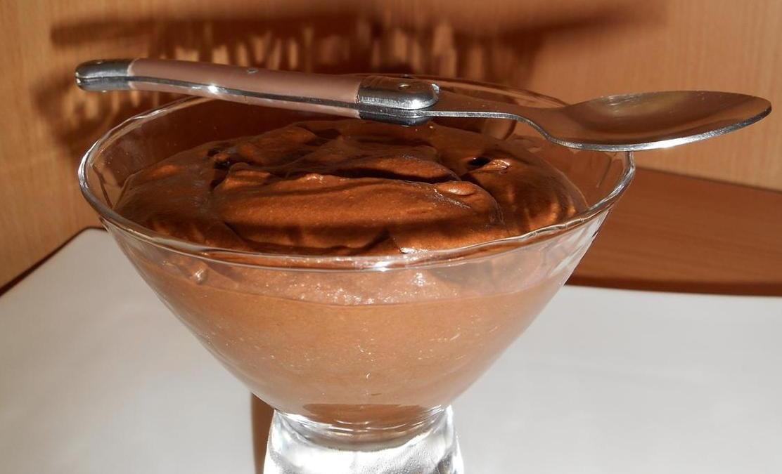 Recette Mousse au chocolat simple express en 20 min (facile, rapide)