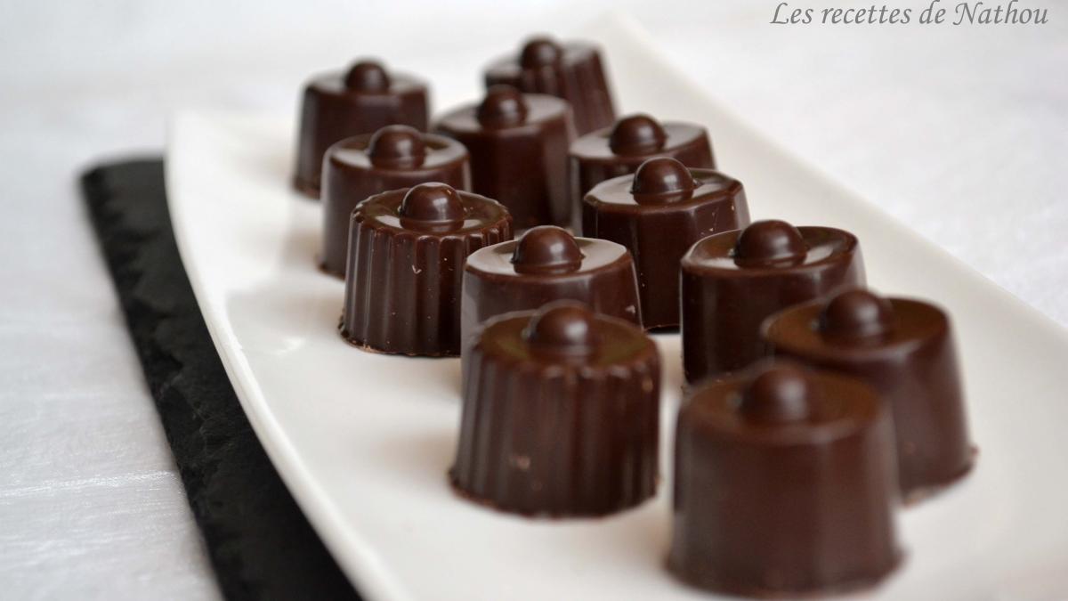 Recette - Bouchées au chocolat cœur coulant caramel en vidéo