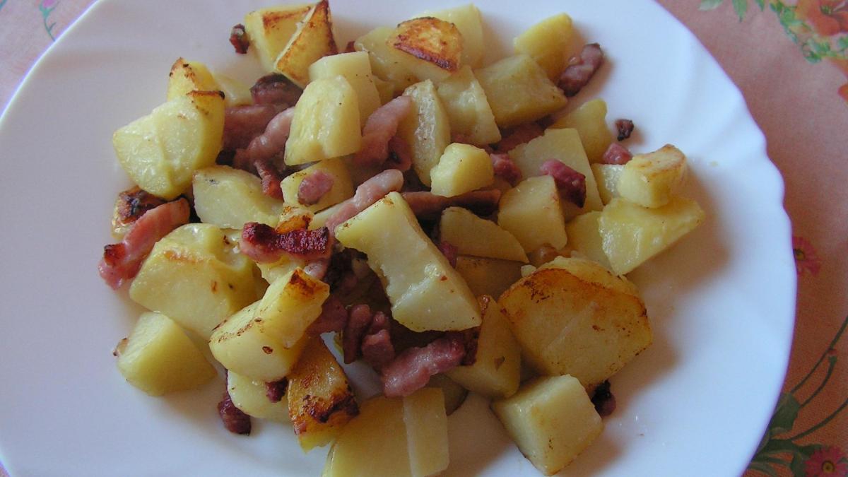 Recette - Patates grillées aux lardons en vidéo 