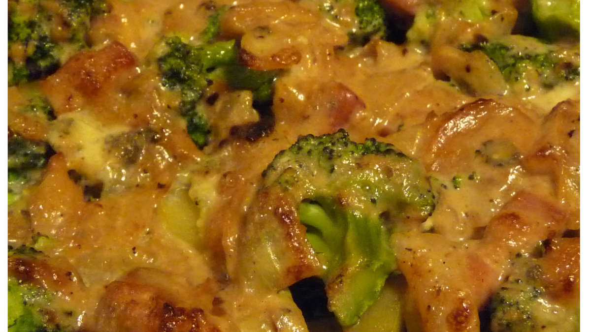 Gratin Brocolis Pomme De Terre Thermomix Recette - Gratin pomme de terre, brocolis à la fondue d'oignon et Roquefort  Papillon en vidéo - 750g.com
