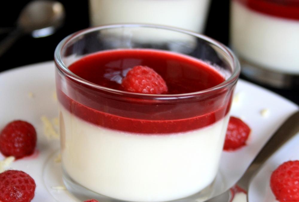 Panna cotta chocolat blanc framboises