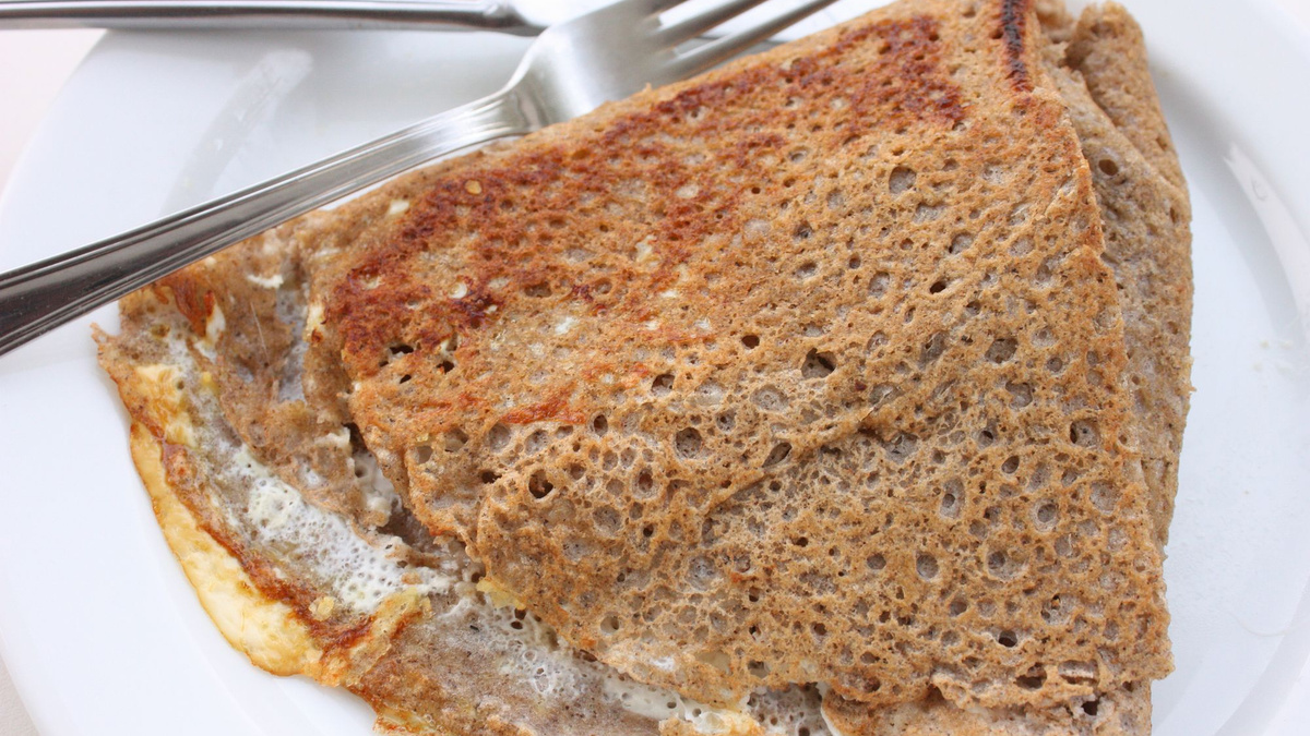 Pâte à crêpes au sarrasin (blé noir)-image