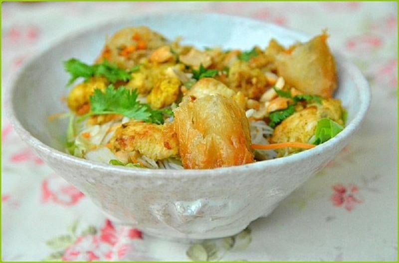 Bo bun de poulet-image