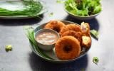 Donuts croustillants au poulet et au fromage