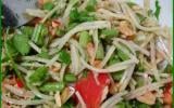 Salade de papaye verte et ses piments