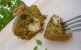 Moelleux au pesto de noix et son cœur de chèvre fondant