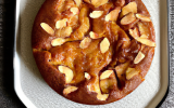 Cake aux pommes caramélisées et aux amandes