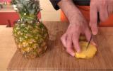 Comment découper un ananas en piston ?