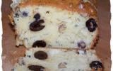 Cake aux noix, roquefort et olives