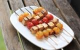 Brochettes tomates cerise & tofu