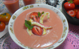 Soupe froide de fraises aux tomates